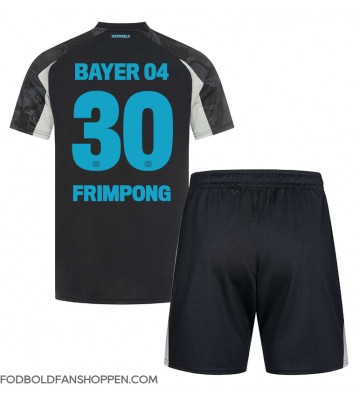 Bayer Leverkusen Jeremie Frimpong #30 Tredjetrøje Børn 2024-25 Kortærmet (+ Korte bukser)